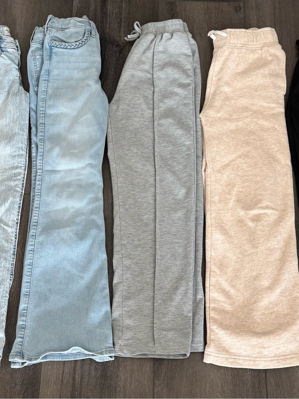 Abercrombie & Fitch Kids Jeans and Jogger Pants, in Light Gray, black and Cream